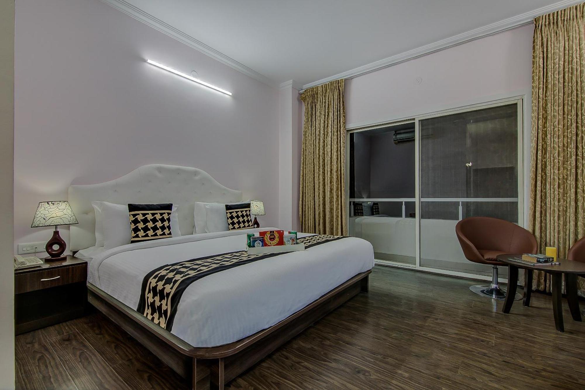 Maison d'hôtes Prime Plaza Ambs Near Igi Airport *
