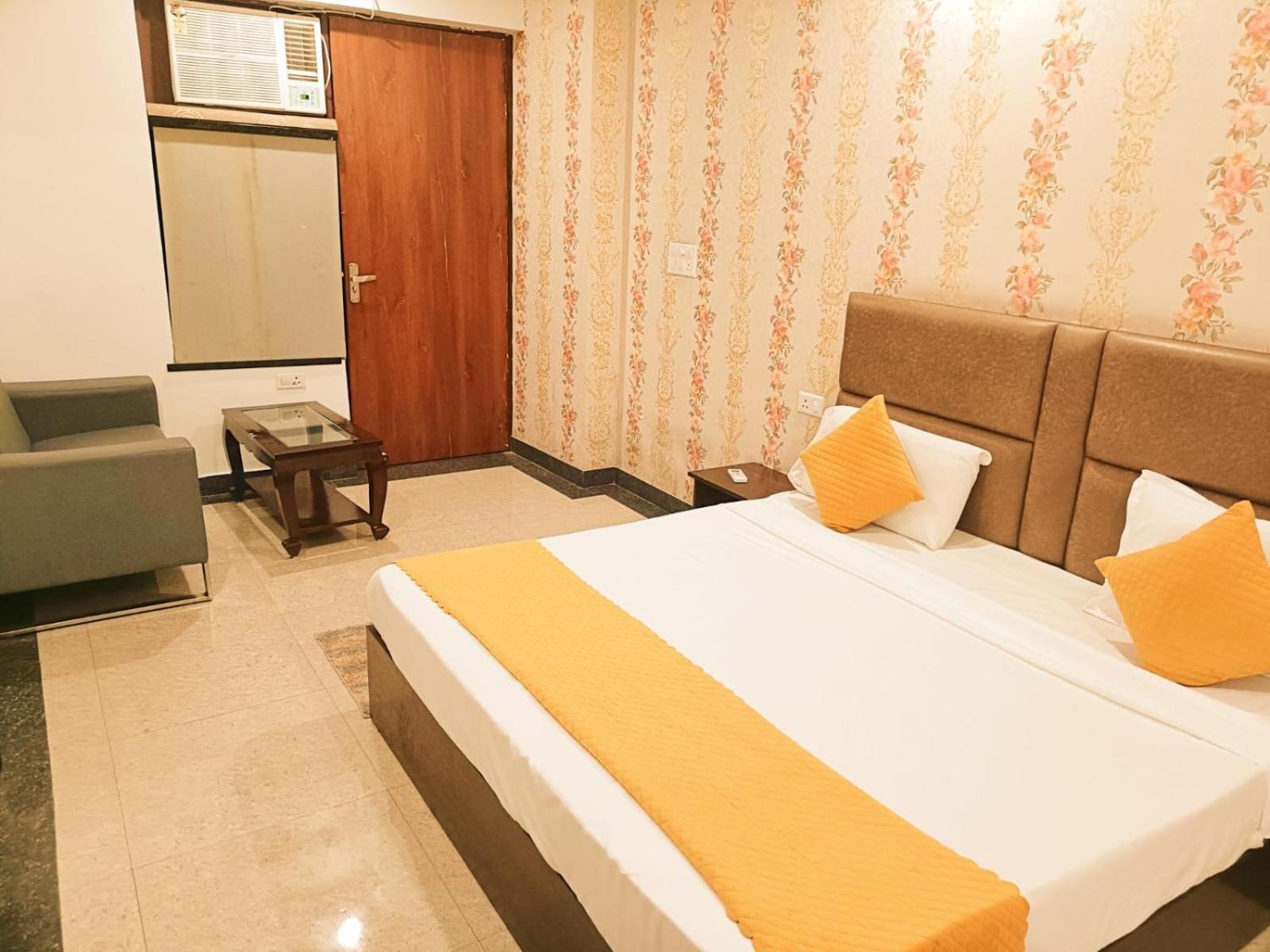 Maison d'hôtes Prime Plaza Ambs Near Igi Airport *